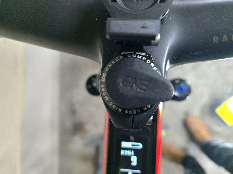 Trek fuel Exe 9.8 GX AXS, size L, Lava