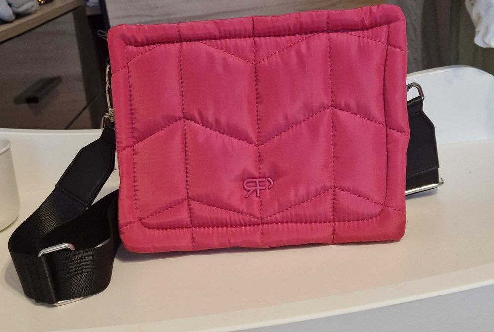 Цикламена чанта Parfois