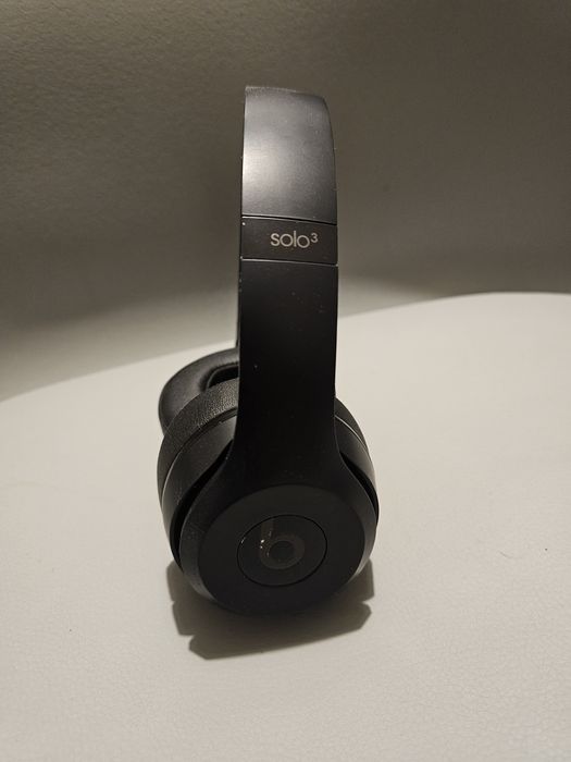 Beats Solo3, Wireless, Bluetooth, Microfon, Autonomie 40 ore, Black