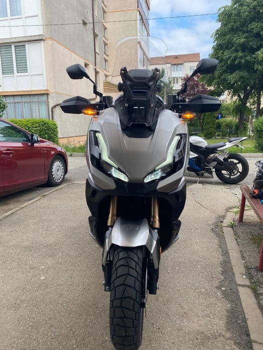 Honda ADV 350