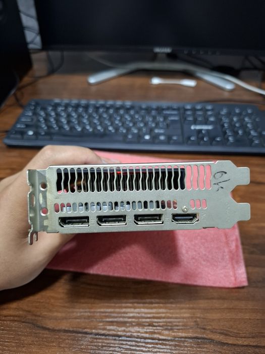 AMD Radeon RX580 4GB (Samsung)