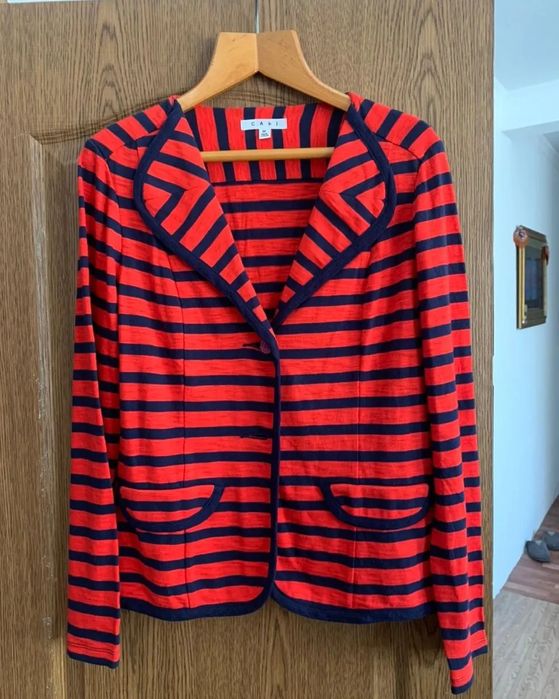 Жакет в полоску красный