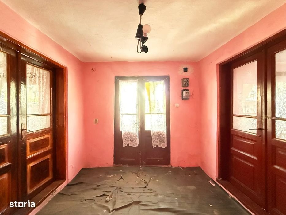Rahova-Piatra Alba | Casa cu 2 Camere-Teren 184 mp | Toate Utilitatile