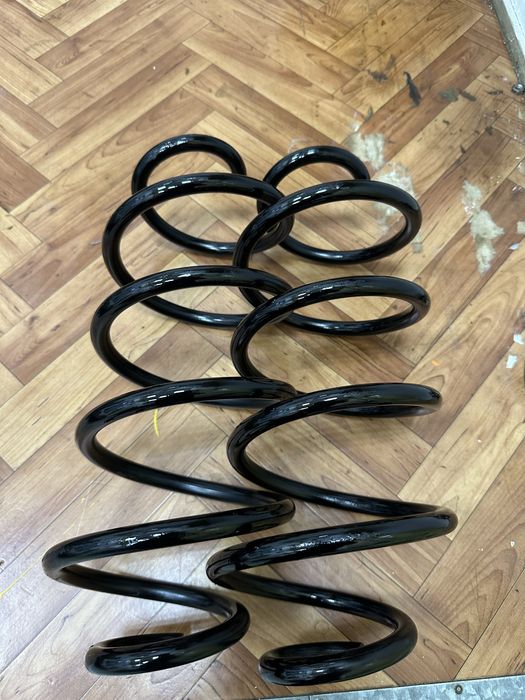 ПружиныПриора передние новые