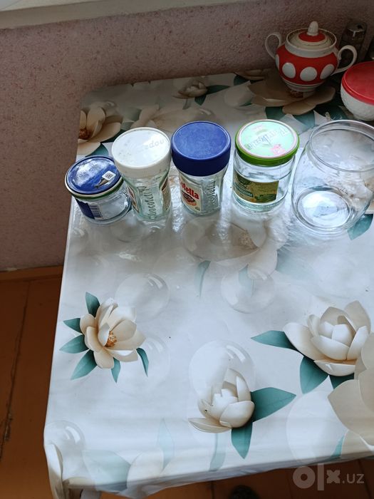 Продаю разного размера банки