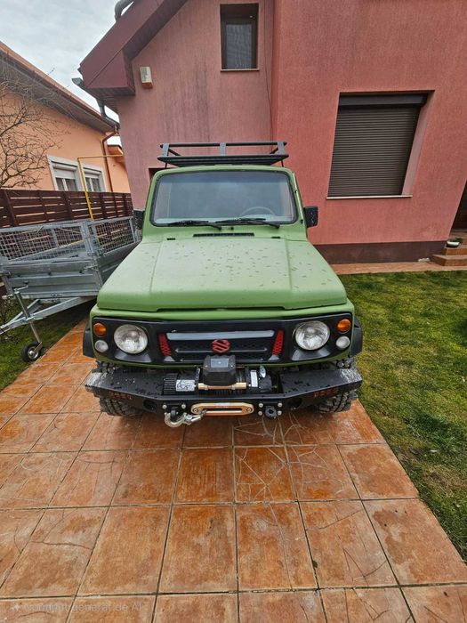 Vând Suzuki Samurai
