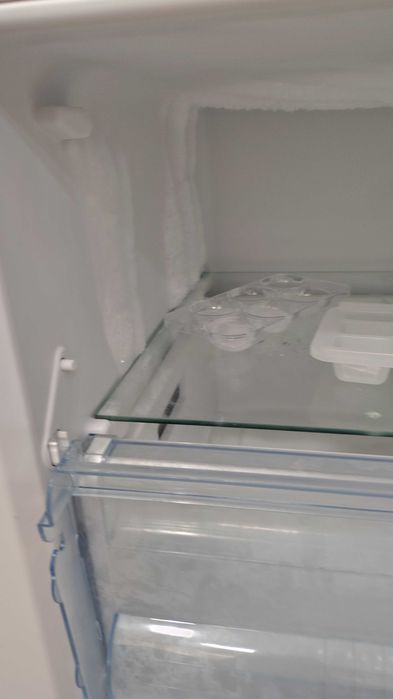 холодильник BOSCH