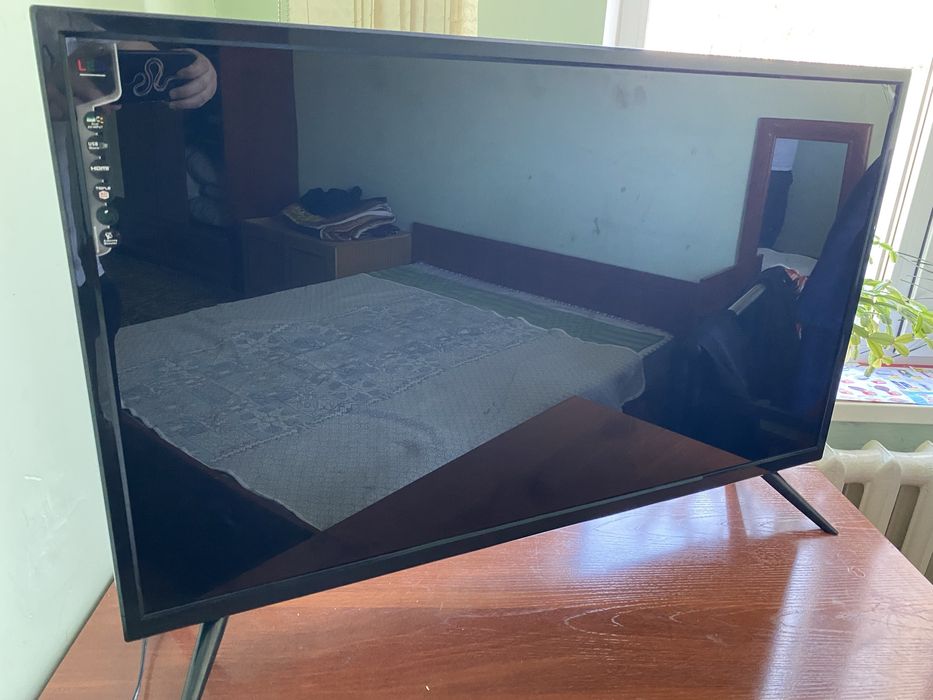 телевизор новый 109 см