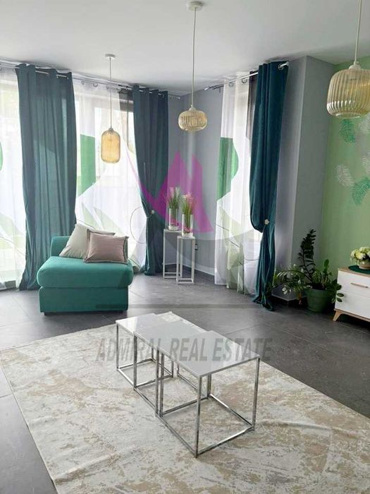 Дава се под наем Къща в с. Кранево, Област Добрич - 340 кв.м за 3000 € - Снимка #1