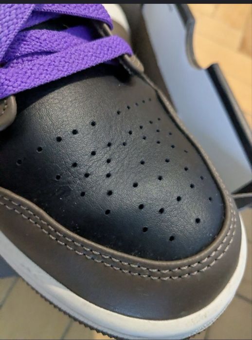 Nike Air Jordan 1 mid