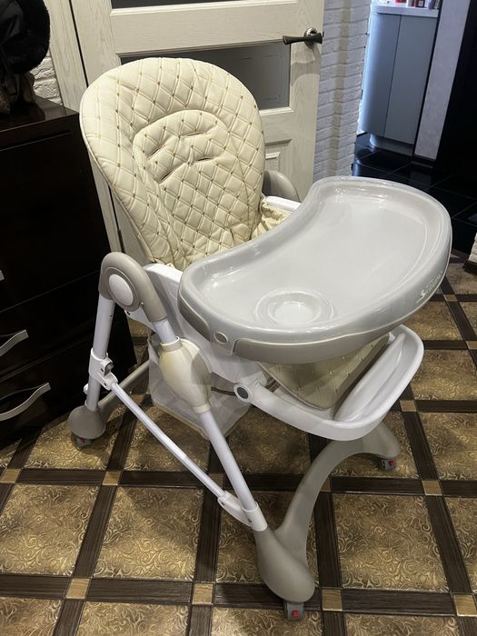 Детский стул для кормления