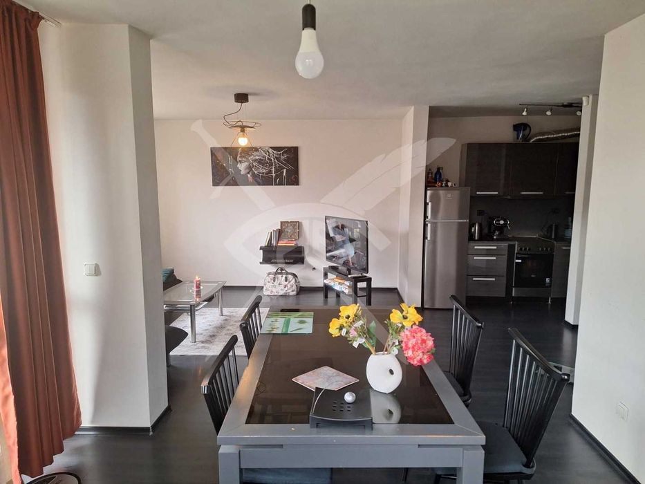 Дава се под наем Тристаен апартамент в София, Хладилника - 120 кв.м за 765 € - Снимка #7