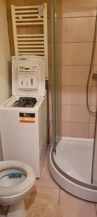 Vand apartament 2 camere  zona Doina