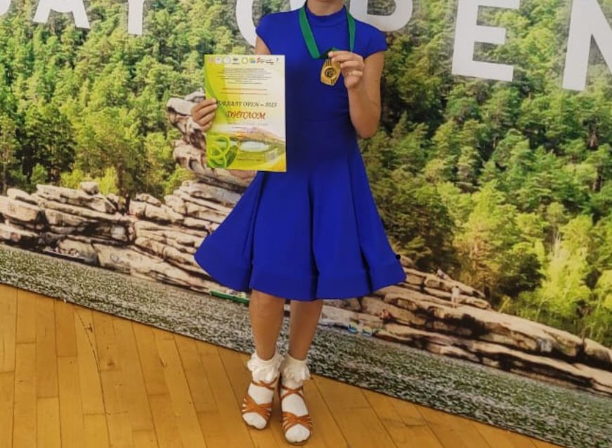 Рейтинговое платье Ювеналы