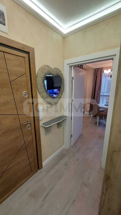 Дава се под наем Двустаен апартамент в Варна, Гръцка махала - 67 кв.м за 657.9 € - Снимка #10