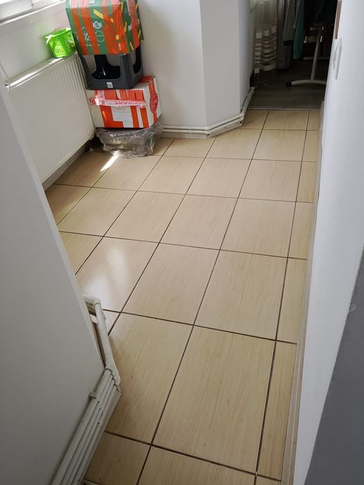 Vând apartament 3 camere
