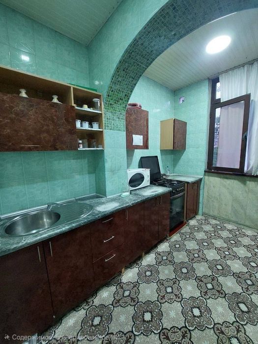 Qora qamish 2/4 Grio bar karzinka 4 xona sotiladi