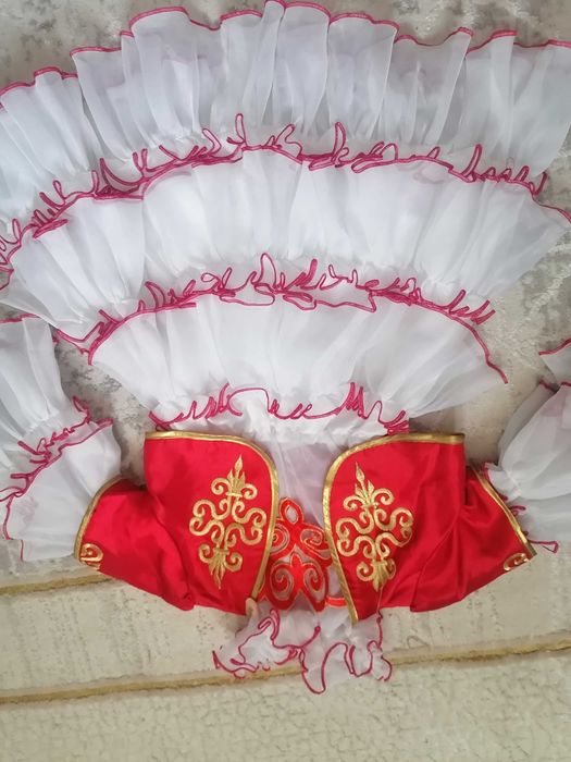 Национальной костюм