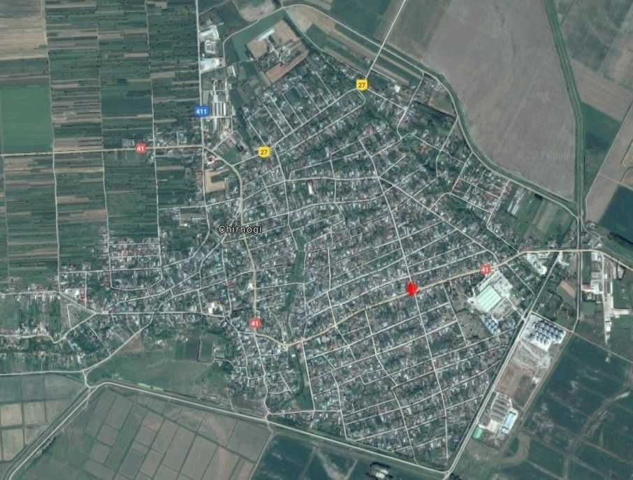 Teren de Casa-Vad Comercial 1303 m2 +300 stradal