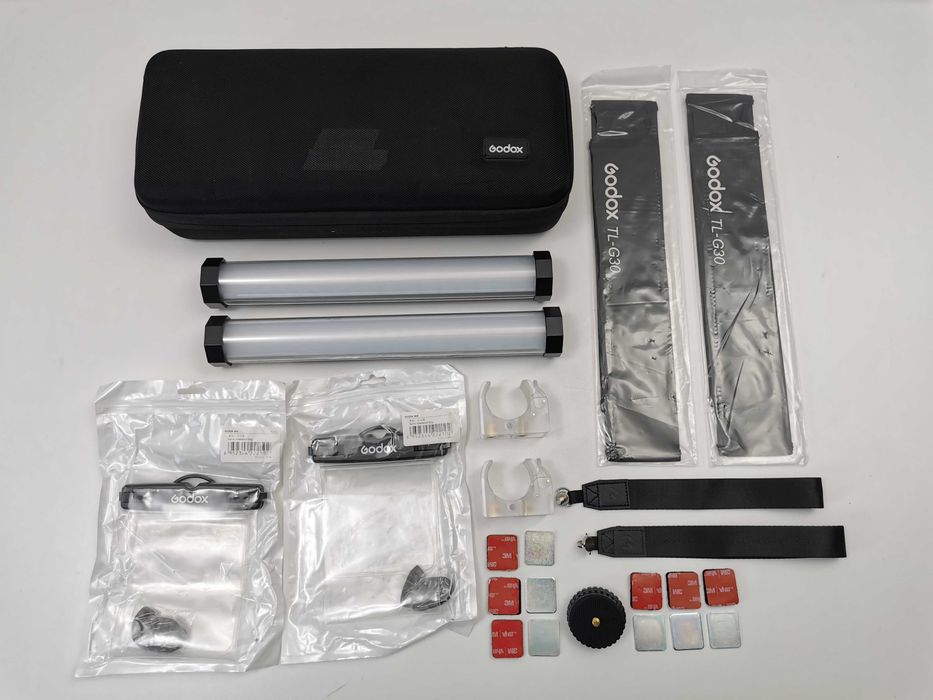 Godox TL30-K2 2-Light Kit комплект от 2 бр. RGBWW LED тръби Godox TL30 с калъф и аксесоари
