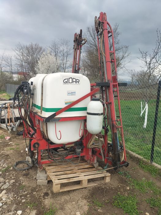 Mașină de erbicidat 1000l