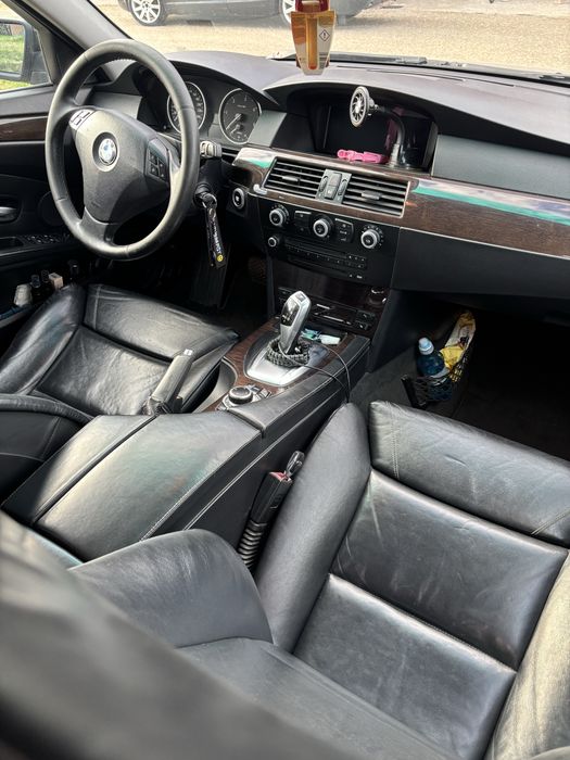 BMW 5 Series 2008 — imagine 4