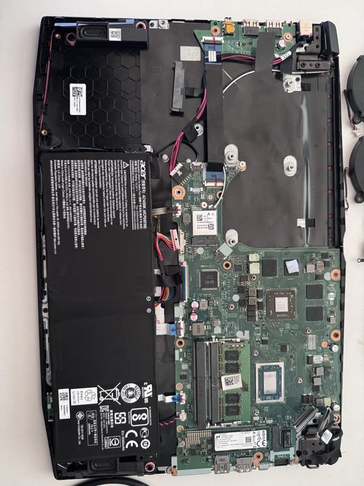 Продаю ноутбук Acer Nitro 5 AN515-42
