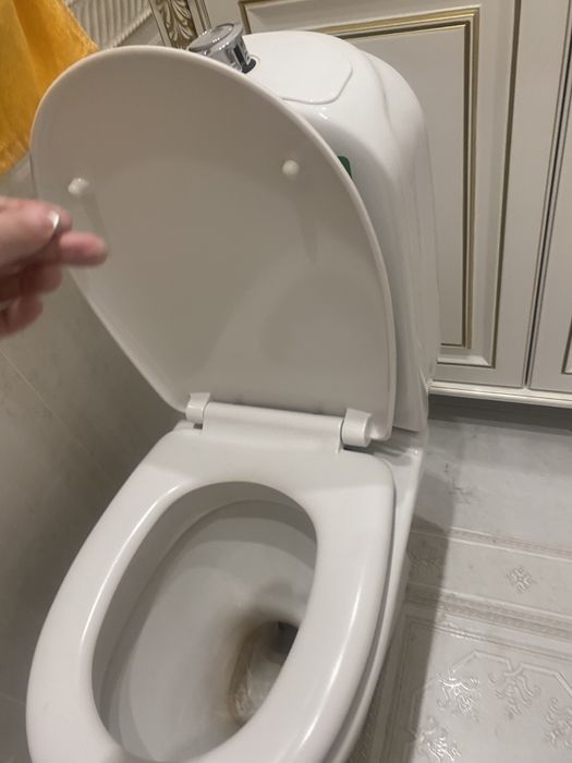 Продается унитаз