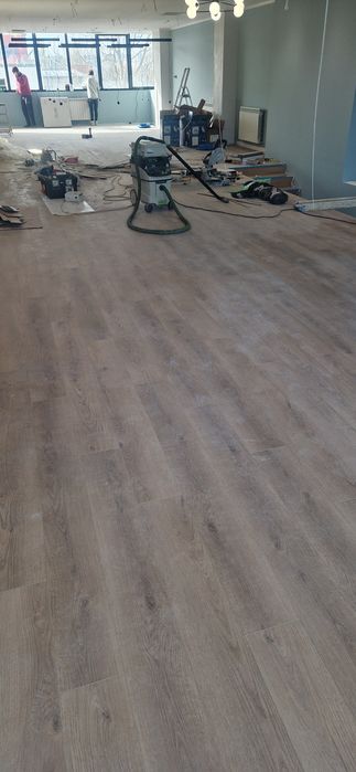 SPC PARCHET Supr Ofertă Material Și Manoperă