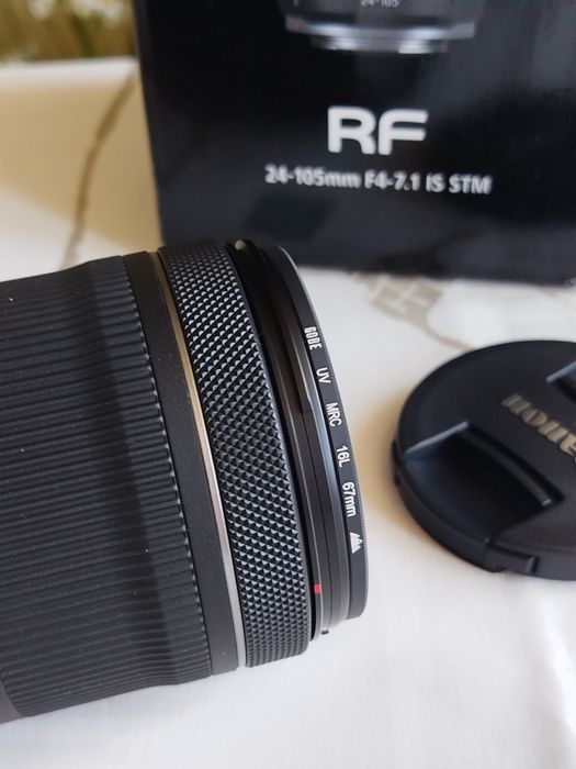 Продавам обектив CANON RF 24-105 IS STM