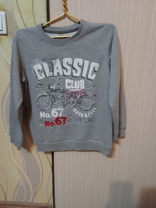 Продам одежду для мальчика.