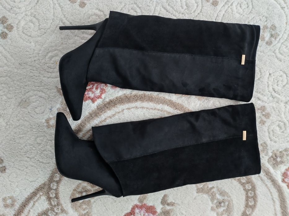 Cizme piele intoarsa