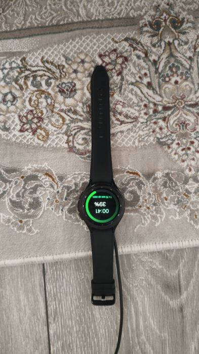Часы от Samsung Galaxy Watch 4 Classic