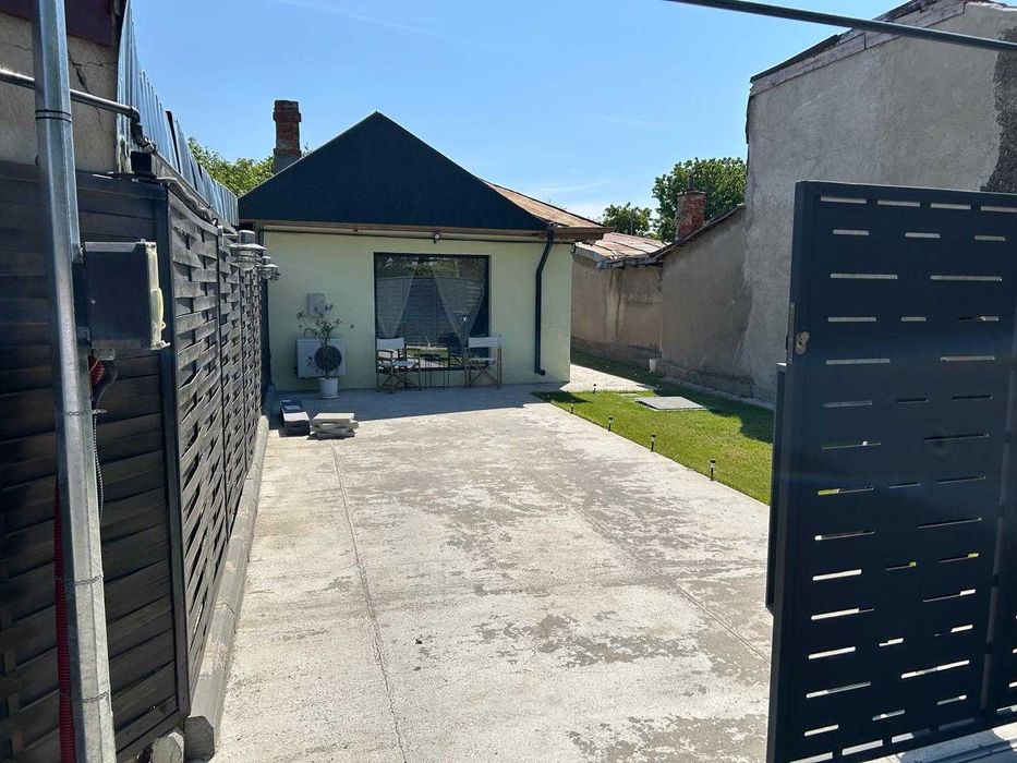 De vanzare casa 95.000 EUR- negociabil