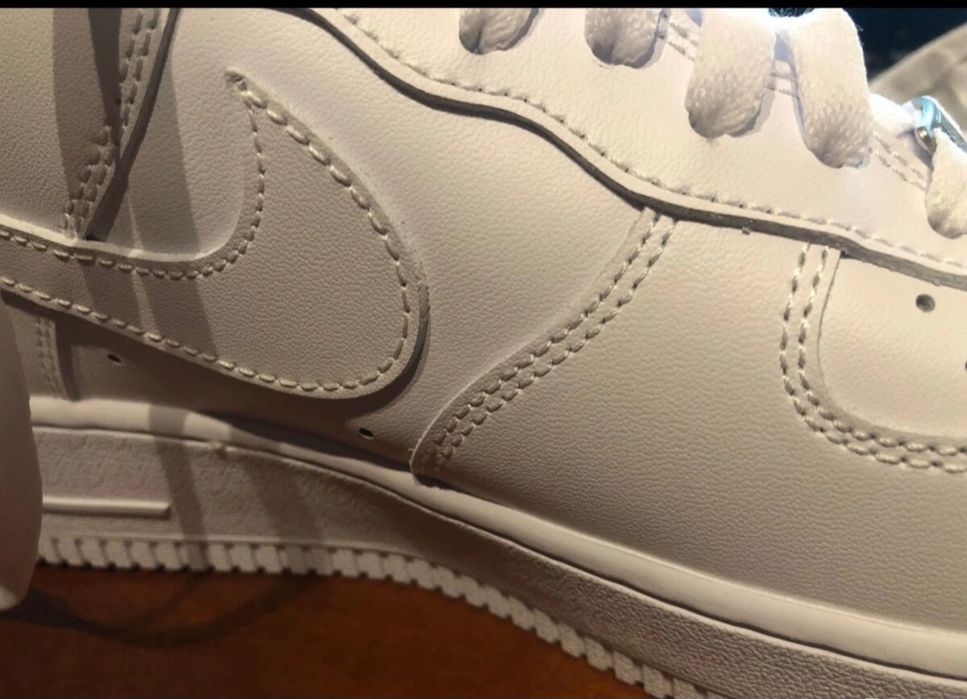 Nike Air Force 1 Бели – Оригинални, Отлично Състояние