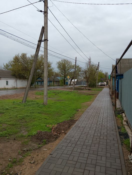 Продам в центре города.