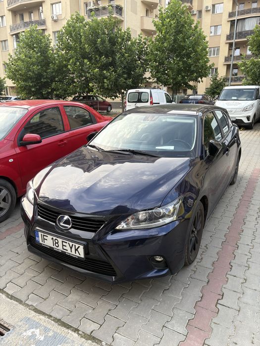 Vand Lexus CT200h