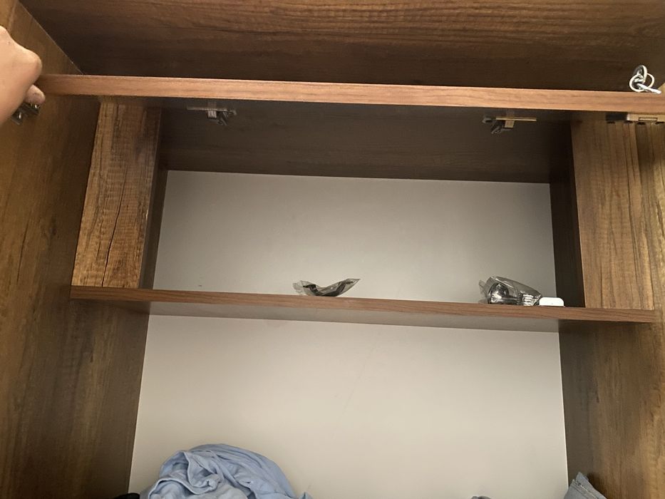 Срочно продаю спальный гарнитур