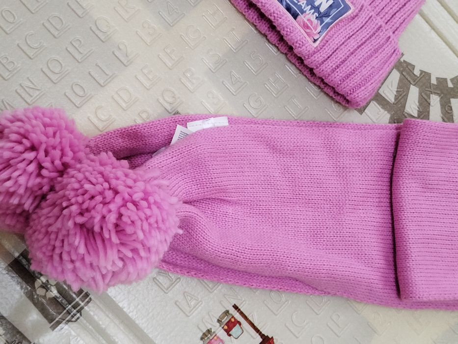 Комплект шапка теплая и шарф фирмы Pelican