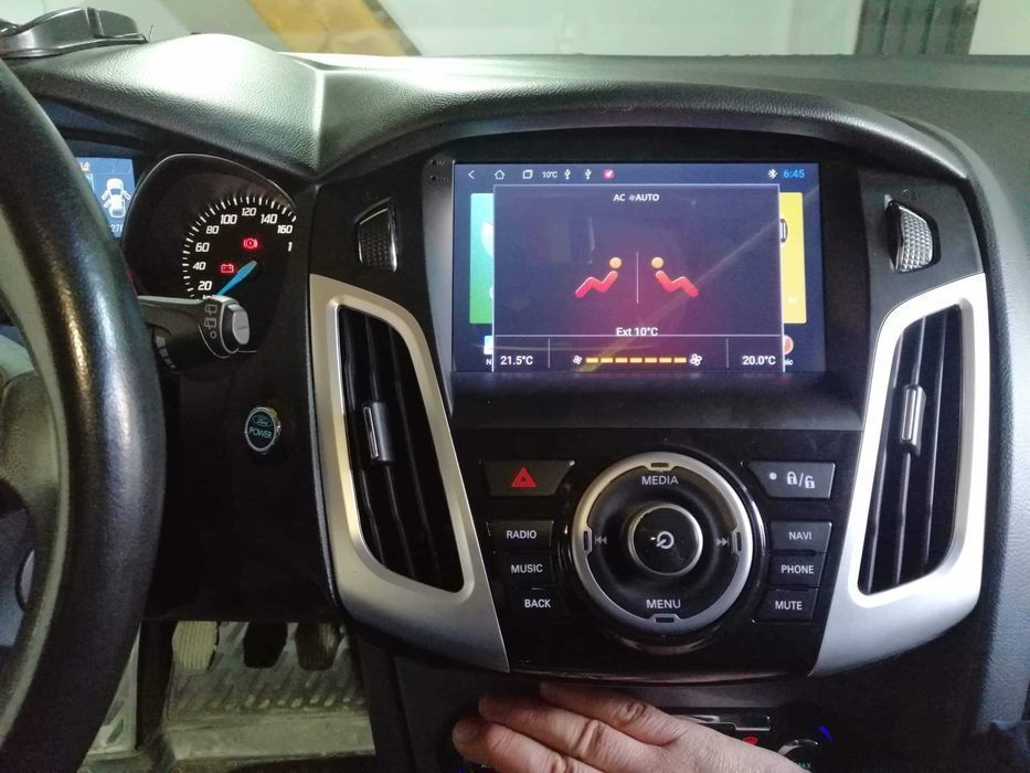 Navigatie Android Carplay Ford Focus 3 MK3 - DSP , QLED