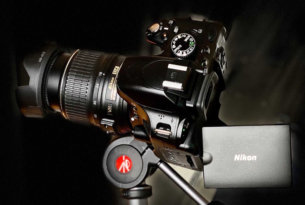 Nikon D5100 AF-S 18-55mm G-ED-DX-VR-TOP-Nice-DSLR-Pro-Focus -Digital -FUN