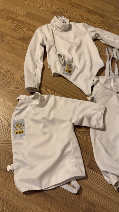 Костюм для фехтования для левши