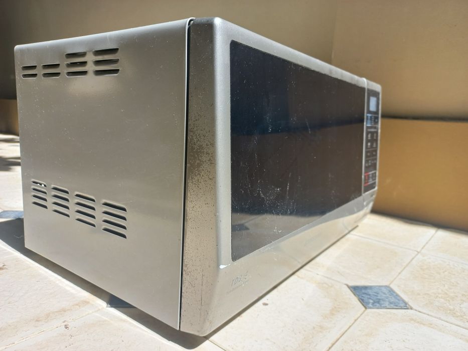 Микроволновая печь SAMSUNG. Производство МАЛАЗИИ