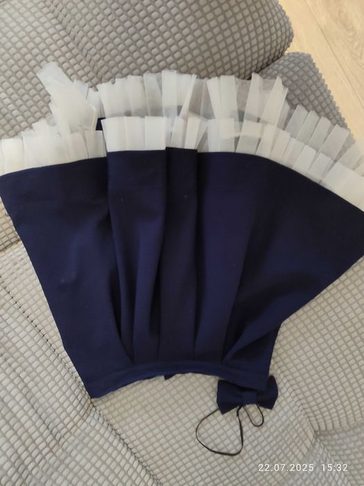 Продам школьный сарафан