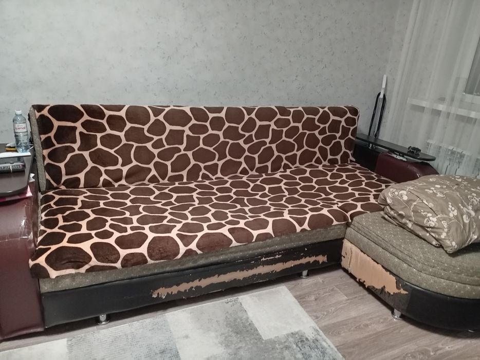 Диван угловой вместимый