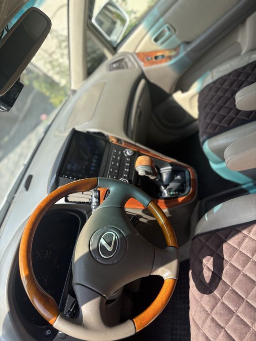 Продам авто Lexus RX 300