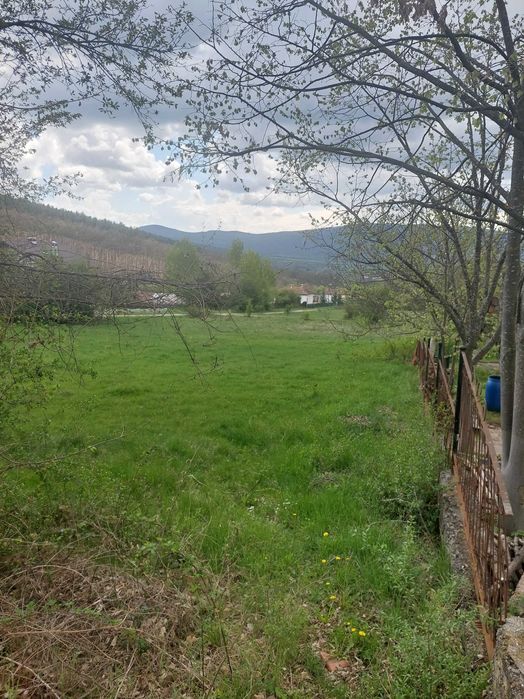 Продава се Парцел в Годеч - 1000 кв.м за 41 €/кв.м - Снимка #2