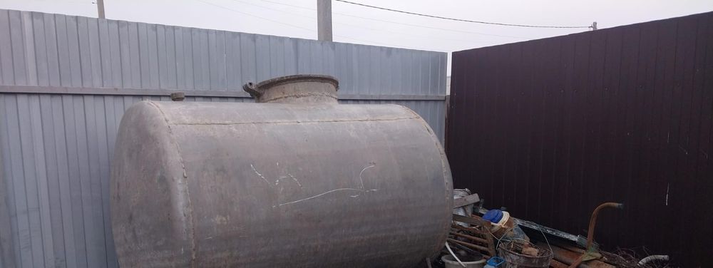 Продам алюминиевый цистерну