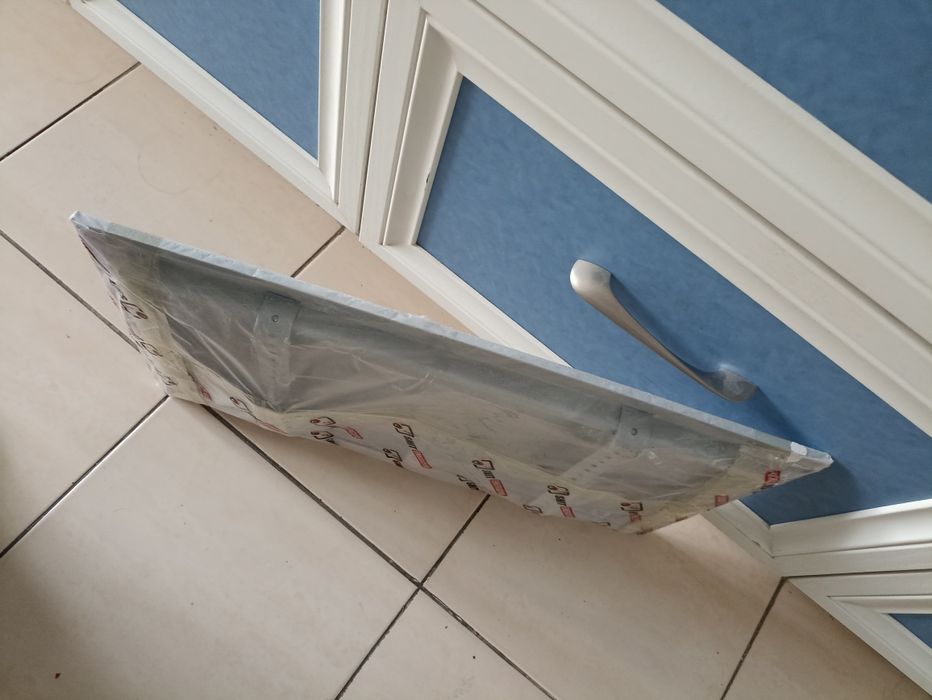 Металлический щит