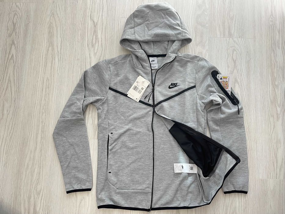 Trening NIKE Tech Baieti Barbati 2024 Produs NOU Compleu Bluza+Pantani